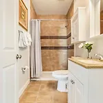 Apartment Stunning Near French Quarter New Orleans