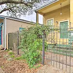 Half-Mi To French Quarter Rustic Nola Home