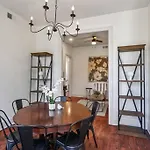 La Belle Veranda Villa- 3queenbeds/2baths Sleeps 6-8 New Orleans
