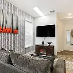 Holiday home Sleep 10 Next To Superdome And Downtown New Orleans