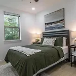 Luxury Nola Oasis W 6 Bedrooms