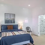 Luxury Nola Oasis W 6 Bedrooms Holiday home