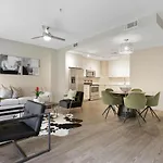 Modern & Fully Furnished In The Heart Of The New Orleans