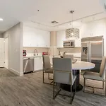 Modern & Fully Furnished In The Heart Of The Apartment *