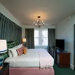 Hotel The Pontchartrain 4*