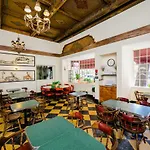 Hotel The Pontchartrain 4*