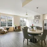 Apartment Modern & Fully Furnished In The Heart Of The