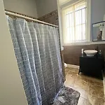 Holiday home Historic 3 Mins To The French Qtr. Sleeps 12 *