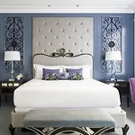 The Ritz-carlton,