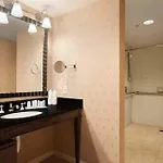 Hilton / St. Charles Avenue 4*