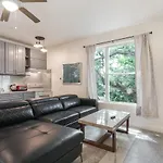 Breathtaking Near French Quarter Apartment