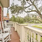 Apartment Inviting Uptown Apt: Perfect Location! New Orleans