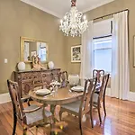 Inviting Uptown Apt: Perfect Location! * New Orleans