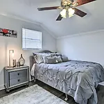 Spacious Nola Home: 10 Mi To French Quarter