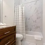 Breathtaking Near French Quarter Apartment *
