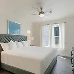 Breathtaking Near French Quarter *