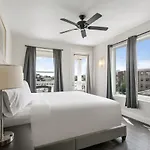 Apartment Breathtaking Near French Quarter