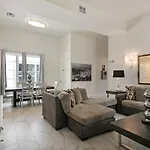 Breathtaking Near French Quarter *