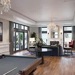 The Ritz-carlton, Hotel 5*
