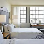 Hotel Renaissance Arts Warehouse District