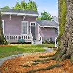 Carondelet House - 1886 Garden District Manse