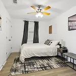 Apartment New Luxury 3br W Jacuzzi