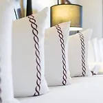 Intercontinental By Ihg Hotel