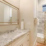 Apartment With 3 Bedrooms Near St. Charles With A Pool