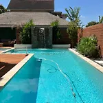 Grandcraftsman Style With Pool And Hot Tub/ Center To Of * New Orleans