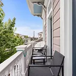 Maison D\'Or