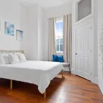 Maison D\'Or