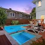 Grandcraftsman Style Home With Pool And Hot Tub/ Center To All Of New Orleans