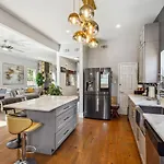 Grandcraftsman Style With Pool And Hot Tub/ Center To Of