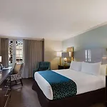 The Royal Sonesta Hotel 5*