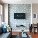 Roami At Hibernia Tower