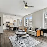 Apartment Upscale And Penthouses Close To Canal And Bourbon St