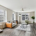 Upscale And Penthouses Close To Canal And Bourbon St Apartment New Orleans