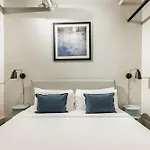 Apartment Ironworks Building - 2 Bedroom 2 Bath, 4 Bedroom 4 Bath *