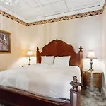 Maison Pierre Lafitte 3*