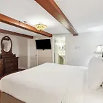 Hotel Maison Pierre Lafitte 3*