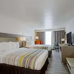 Country & By Radisson, I-10 East, La 3*