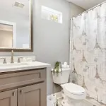 Amazing 3bedroom Townhome, In Historic Dryade Holiday home New Orleans