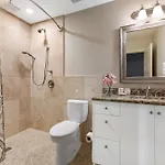 Apartment Upscale And Penthouses Close To Canal And Bourbon St