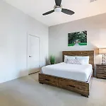Apartment Upscale And Penthouses Close To Canal And Bourbon St