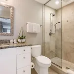 Apartment Upscale And Penthouses Close To Canal And Bourbon St