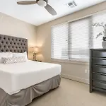 Upscale And Penthouses Close To Canal And Bourbon St