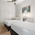 Apartment Upscale And Penthouses Close To Canal And Bourbon St New Orleans