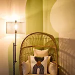 Apartment Luxury 2-bedroom Steps Away From The French Quarter *