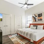 Spacious 4b Oasis Steps From French Quarter - Your Nola Dream Awaits! Apartment *