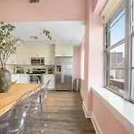 Apartment Exquisite 4 Bedroom Luxury Just Steps From The French Quarter